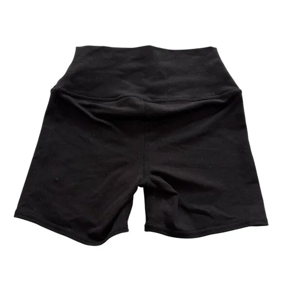 ALO Yoga 5" Airbrush High Waist Biker Shorts in Black - Picture 4 of 6